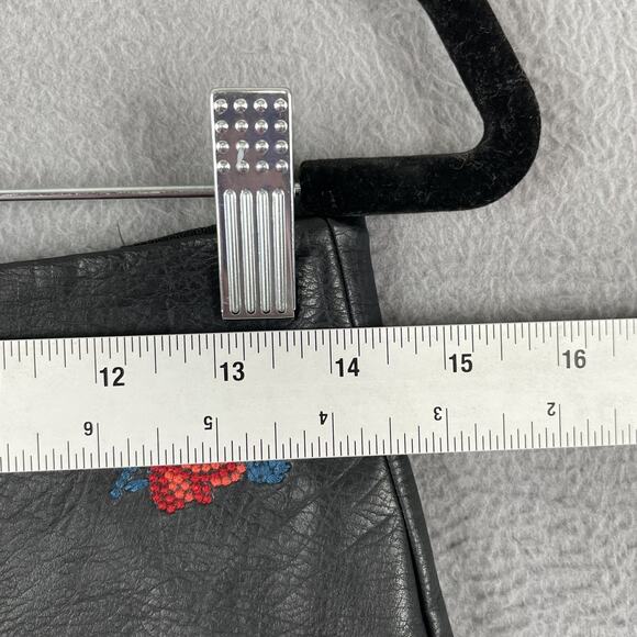 Club Monaco Edvard Skirt Womens 6 Black Faux Leather Embroidered Floral Roses - Picture 11 of 12